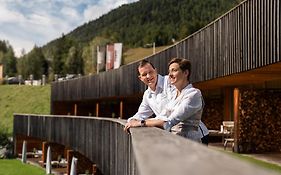 Relais & Chateaux In Lain Hotel Cadonau